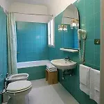 Hhb فندق