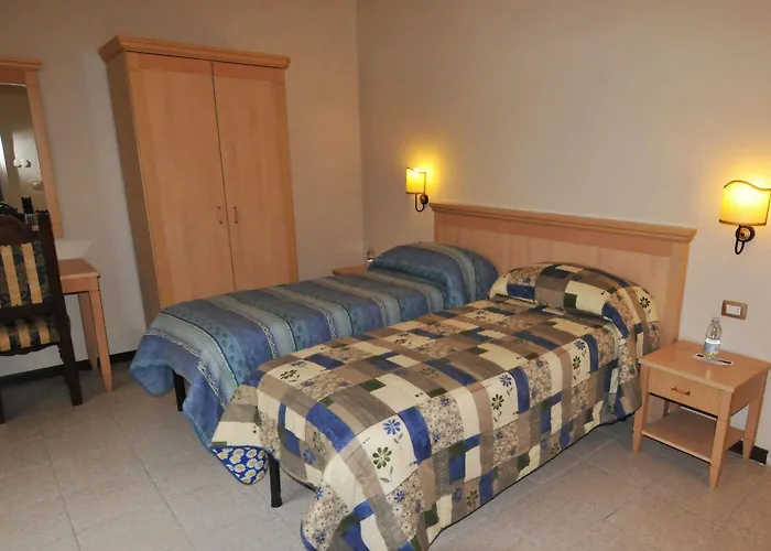 Hotel Hhb 3*